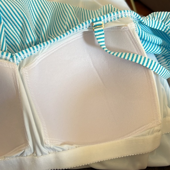 Women's Lands' End Tummy Control Seersucker Ruffle Off-the-Shoulder Size 12 - Picture 14 of 16